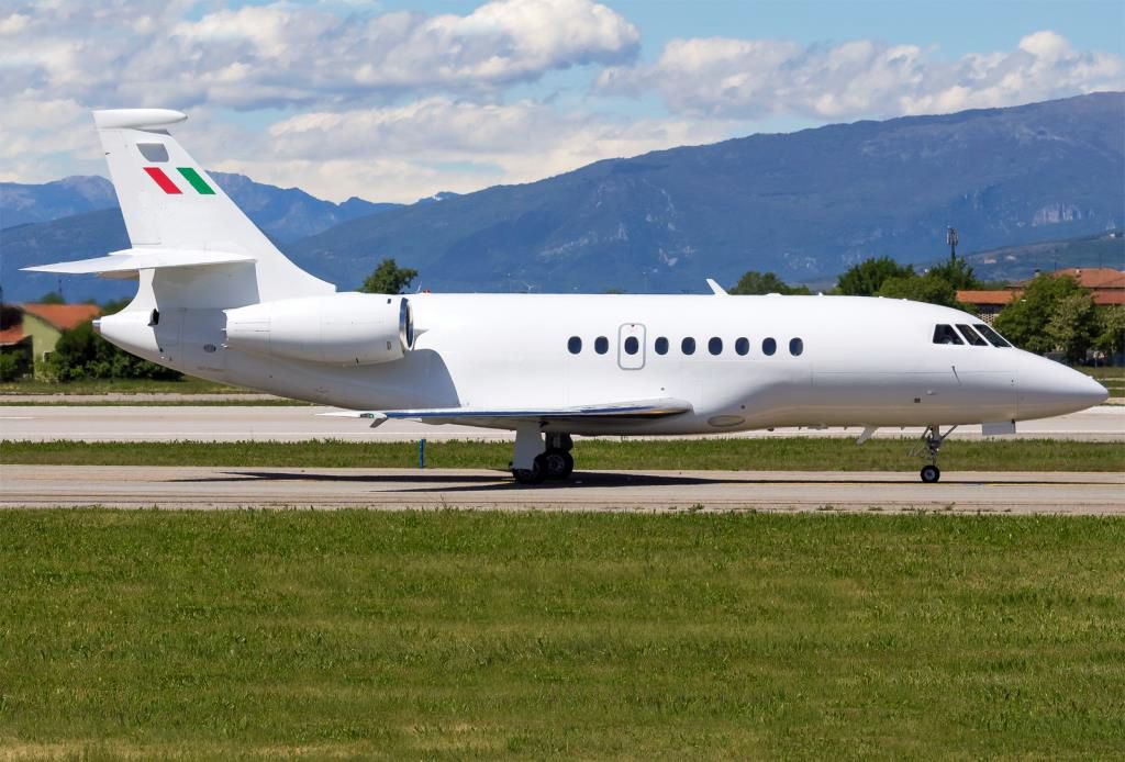Dassault Falcon 2000